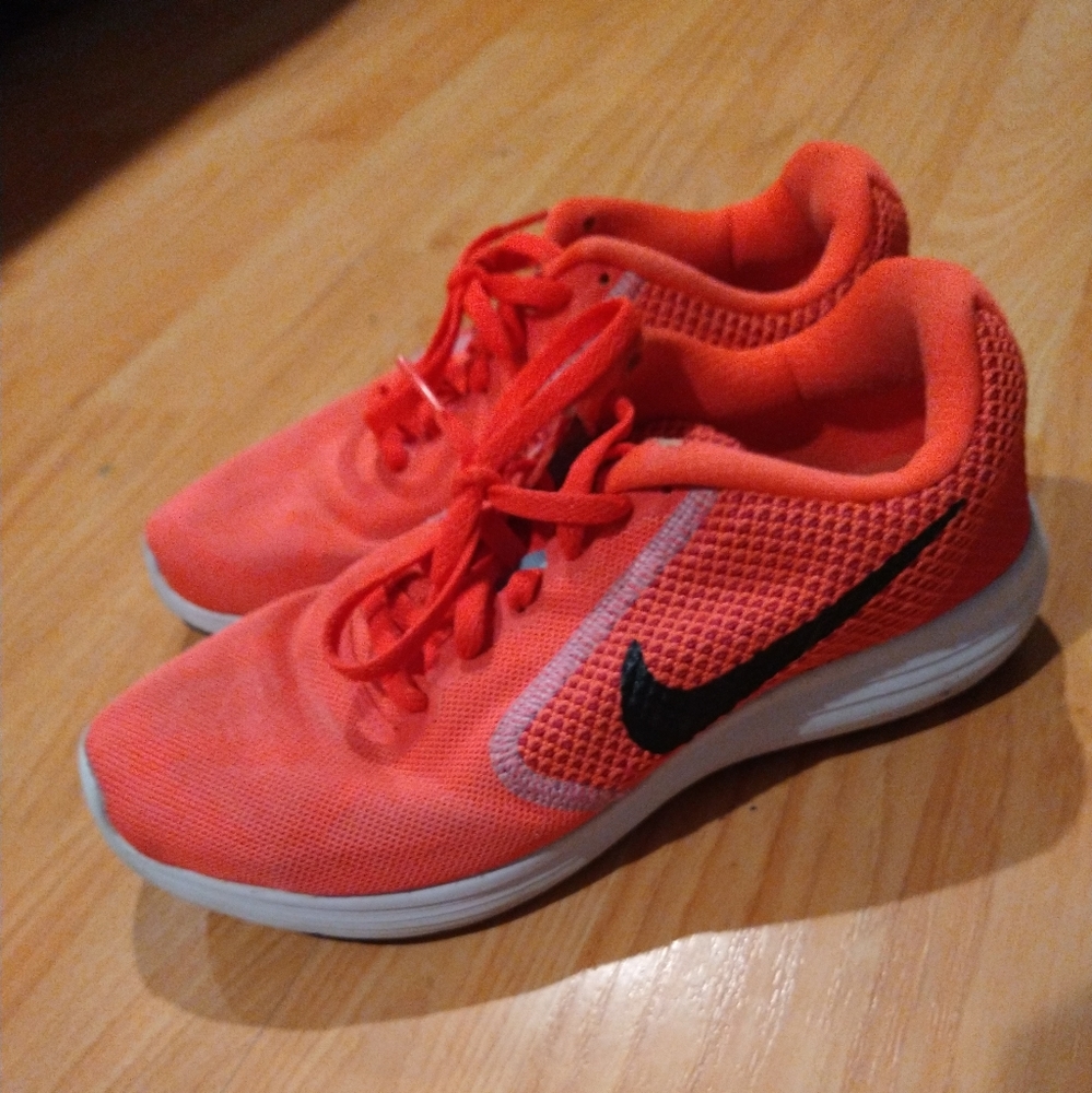 Nike Women's Tennis Shoes